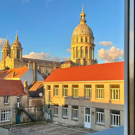 Le 28 - Residence De Standing En Vieille-Ville Avec Parking 滨海布洛涅 外观 照片
